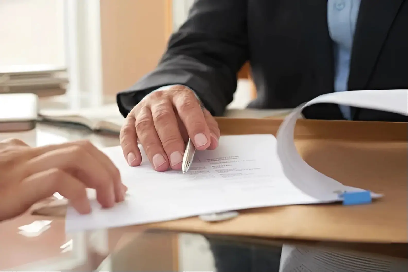 Làm logo thương hiệu từ A - Z: Quy trình, chi phí & Cách xây dựng nhận diện chuyên nghiệp