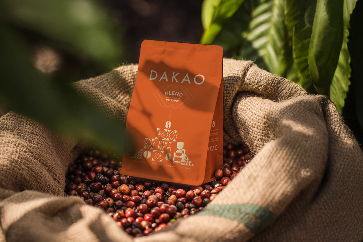 Thiết kế logo và bao bì cho Dakao Coffee do Guru Design thực hiện, thiết kế túi cà phê 